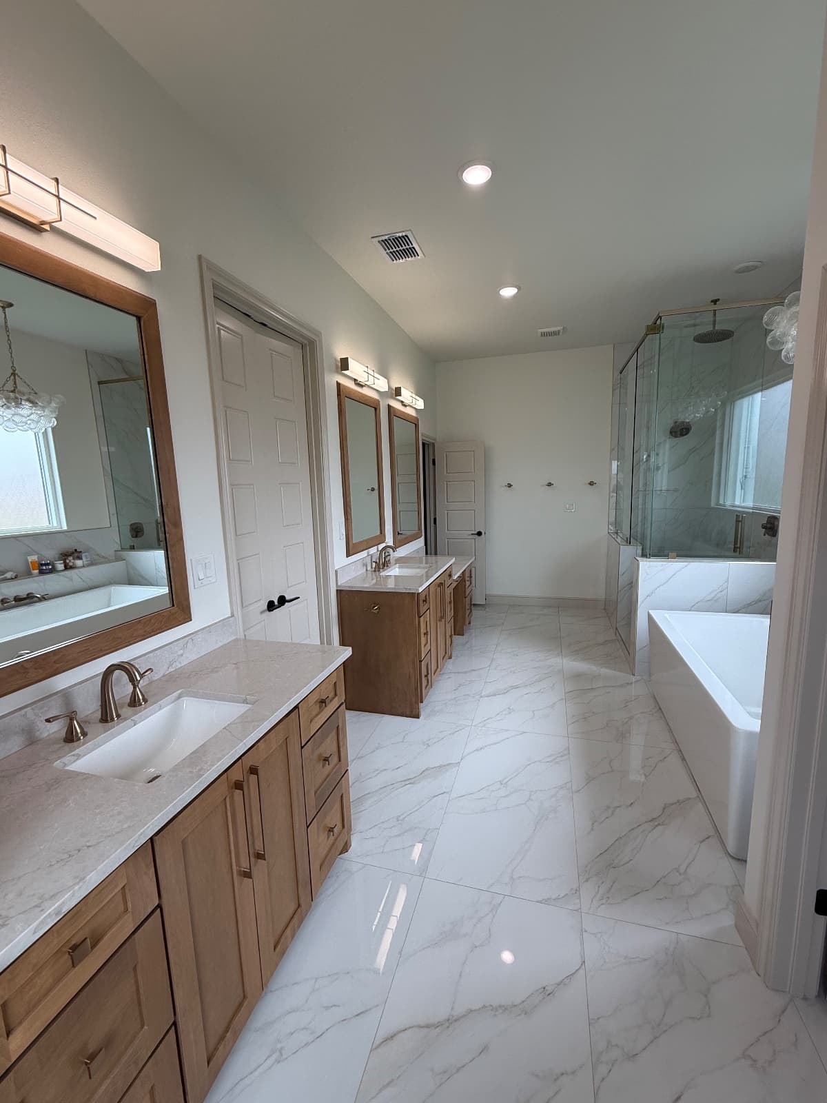 Full Bathroom Repaint in Lubbock Tx